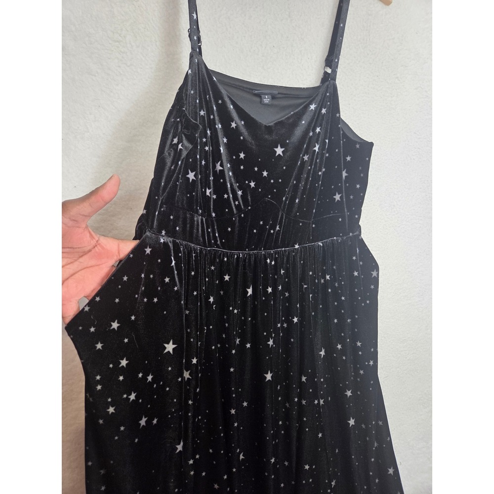 Torrid Black Velvet Celestial Star Print Midi Dress 1 Gothic Witchy Sleeveless - Picture 4 of 8